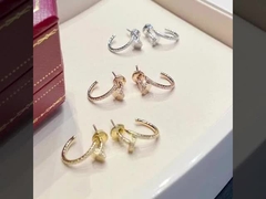 Anel de noivado de diamante de corte oval de 1 quilate