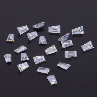 comprar Diamante de laboratório solto HPHT 2.6-3.1 a 1.0-3.7mm Forma trapezoidal branca Corte trapezoidal online manufacture